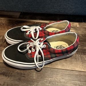 vans women’s size 9 plaid seasonal sneakers good condition